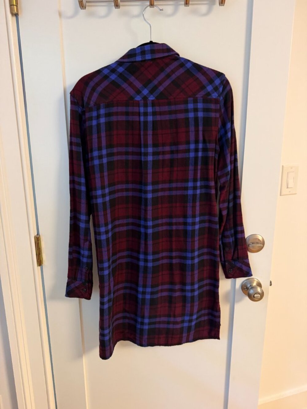 Aritzia "Golden by TNA" Plaid Cotton Flannel Shirt Dress - Picture 3 of 3